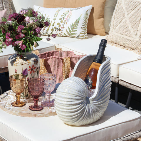 Vase en Forme de Coquillage