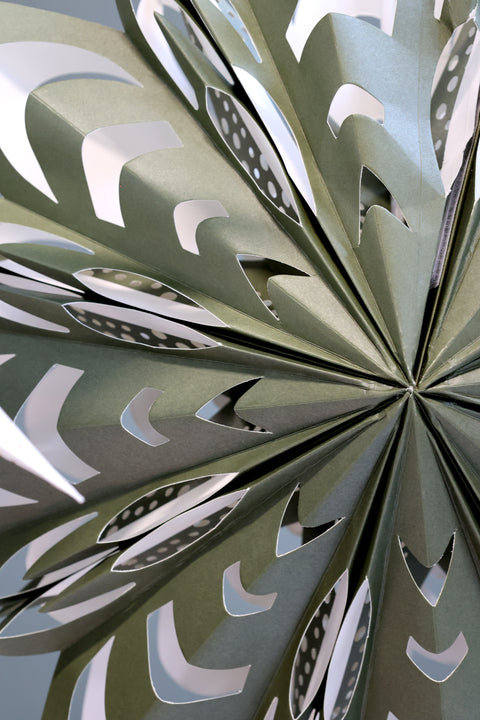 Étoile décorative en papier olive