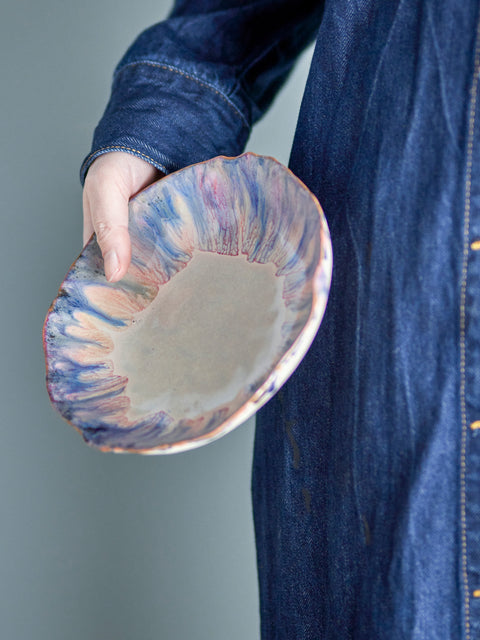 Manela Glass
