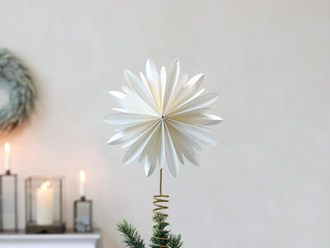 Pointe de sapin  étoile en papier