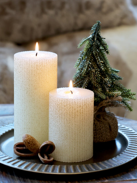 Bougie pilier rainures Blanc