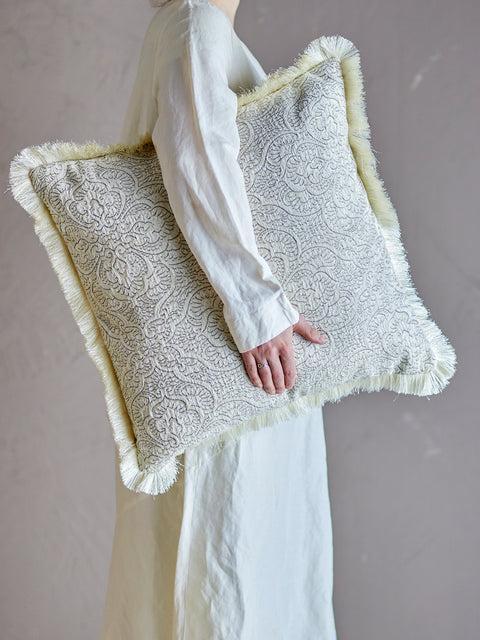 Coussin CABRIE brodé