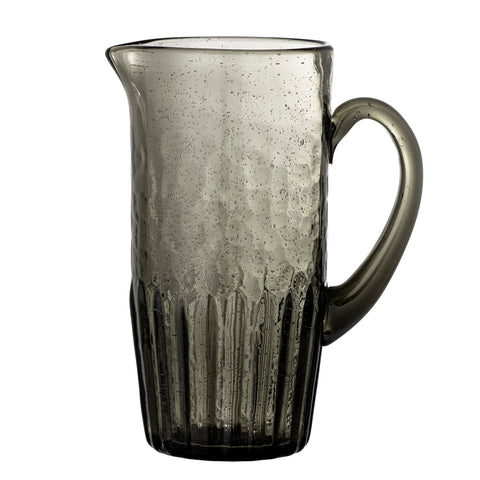 Anora pitcher